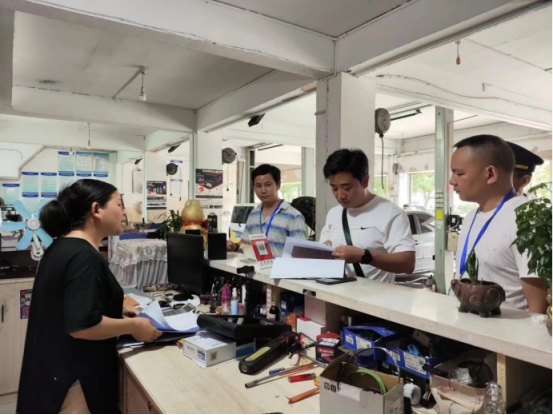 暑运进行时迎战高温酷暑全力确保暑运市场安全(图2)