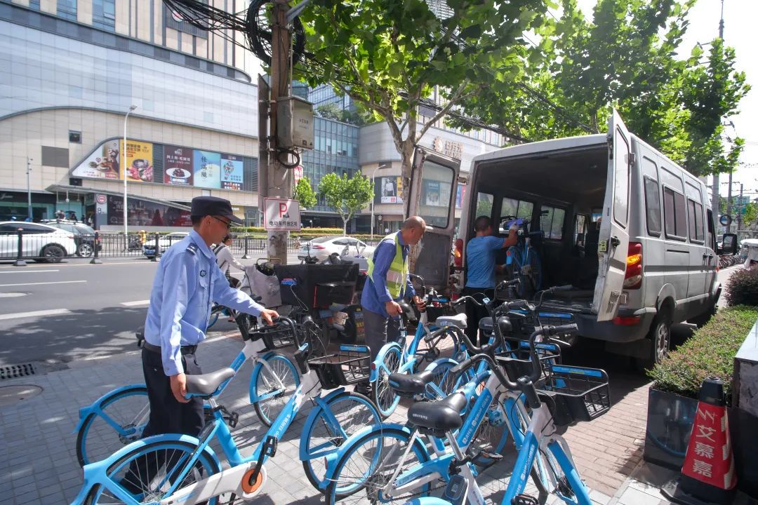 J9九游会：460米共商共治这里“专车专位”破题“寸步难行”(图5)