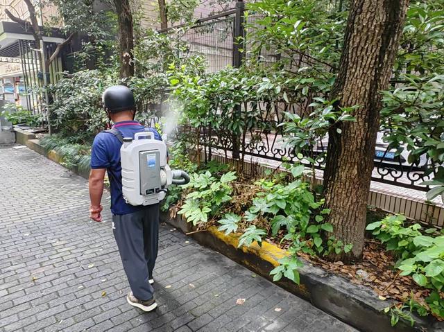 J9九游会：“片区网格”全覆盖！“卫生死角”理一理(图5)