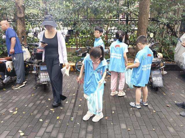 J9九游会：“片区网格”全覆盖！“卫生死角”理一理(图6)