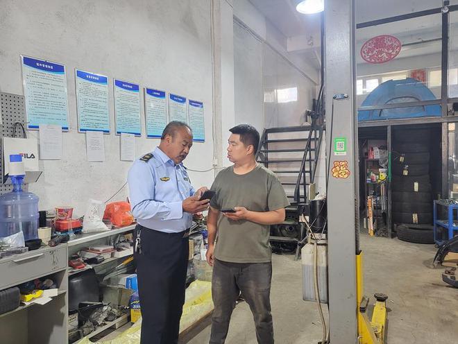 九游会J9：强监管、优服务、促落实——敦化市交通运输局执法大队联合市场监督、生态环境部门持续开展机动车维修行业专项整治行动(图3)