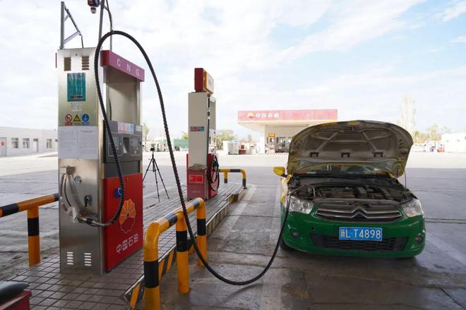 【锚定现代化改革再深化】借“绿”发力！哈密市大力发展绿色交通产业(图2)