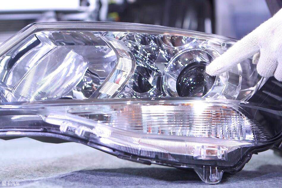 J9九游会：揭开裙底看本质金杯F50宝骏730拆解(图7)