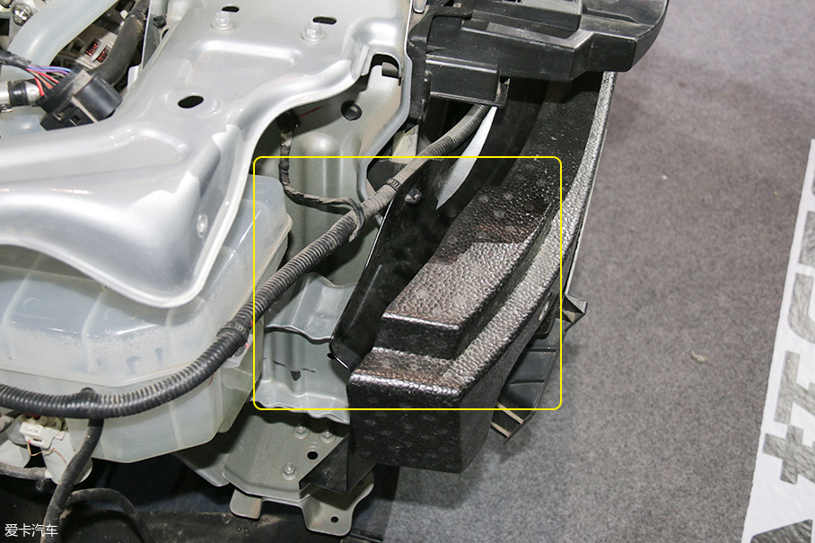 J9九游会：揭开裙底看本质金杯F50宝骏730拆解(图9)