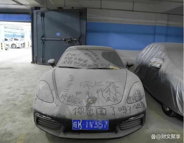 “僵尸车”越来越多很多车主为何宁可把车扔掉也不报废？(图2)