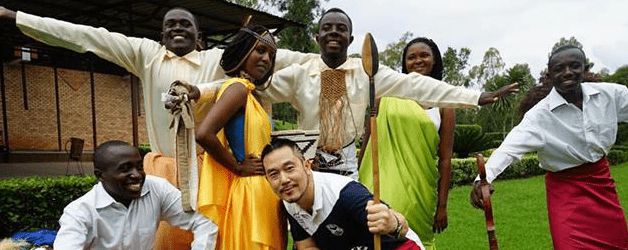 中国人扔掉不用的“汽车垃圾”却被非洲人当宝贝用途你想不到(图7)