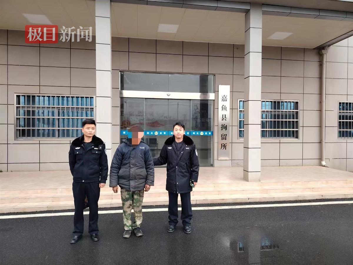 “捡废品”一念之间变成“偷废品”抓！(图2)