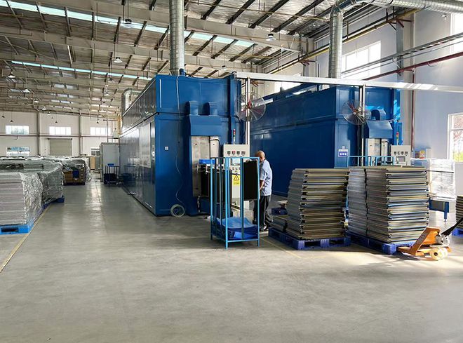 蛇年第一股花落武汉宏海科技上市首日股价暴涨(图2)