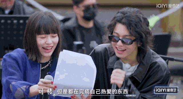 九游会J9：亚洲乐坛前后辈互相撑伞这才是我们想看到的未来(图28)