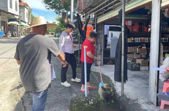 翻盆倒罐清积水、消杀打扫灭蚊虫！儋州干群齐行动→(图12)