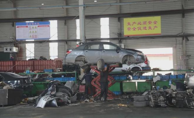 “一车六吃”！看十二师“魔法工厂”如何把报废车“变废为宝”(图2)