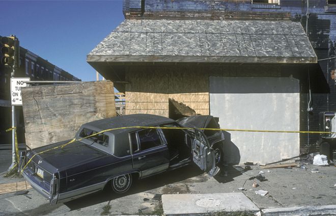 光影交错：美国废弃汽车与自然风景的奇妙碰撞(图7)