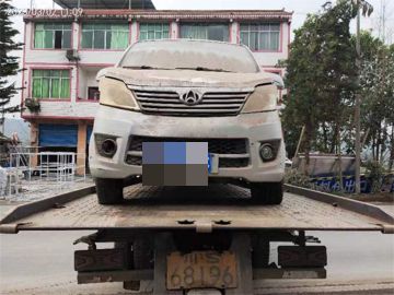 严查！曝光！达州废弃汽车专项执法整治在行动(图6)