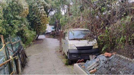 严查！曝光！达州废弃汽车专项执法整治在行动(图10)