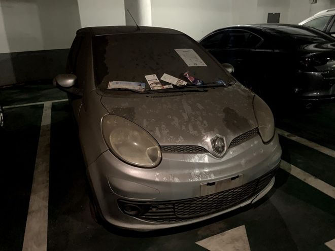 “僵尸车”越来越多为啥宁可把车扔掉也不报废？车主：我又不傻(图4)