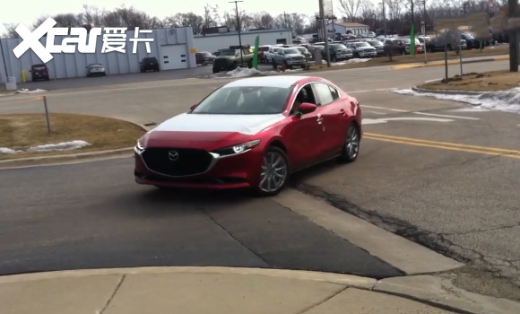 偶遇2019款马自达3！轴距超27米配20L+6AT