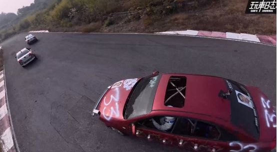 领克08防撞梁焊进报废车真人多轮碰撞后几乎不变形(图2)