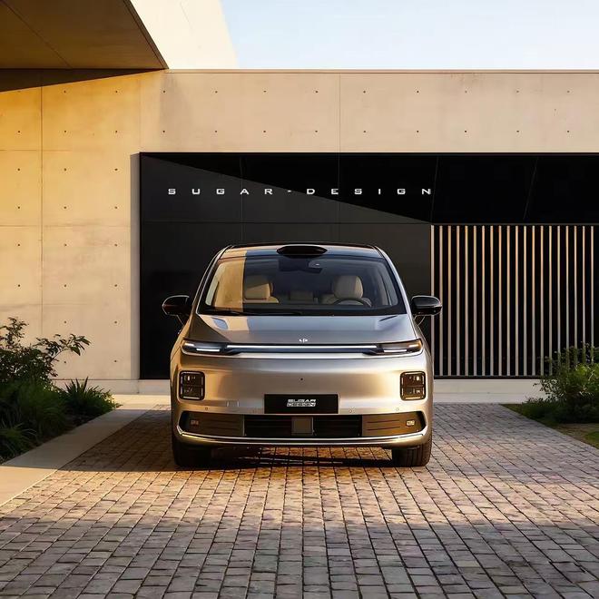 九游会J9：零跑全新MPV曝光定位全尺寸旗舰产品激光雷达+高阶智驾会火(图4)