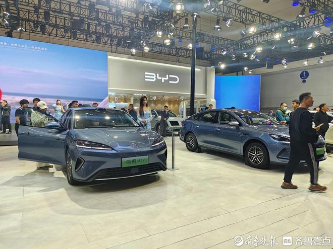 J9九游会:利好叠加人气旺2026齐鲁春季车展释放消费强信号(图4)